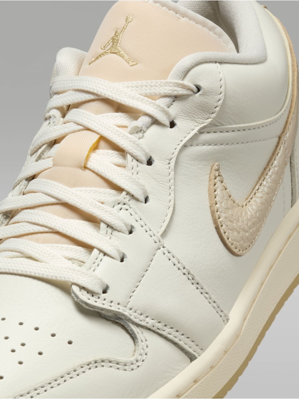 Nike Air Jordan 1 Low SE - Picture 8 of 10